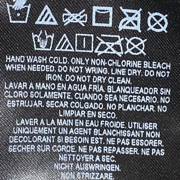 Guess Maleka Mini Croc-Embossed Faux-Leather Skirt. Size Large. Lined. Black - Picture 11 of 16